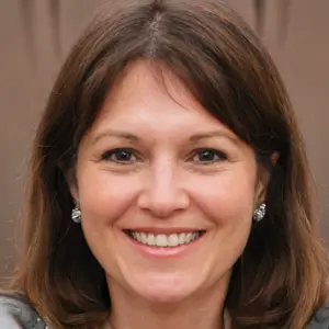 picture of Nora Collins